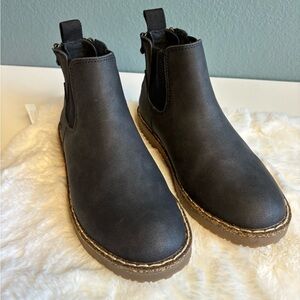 Blowfish Malibu Women’s Chillin Boot Black Prospector Size 7M NWOT